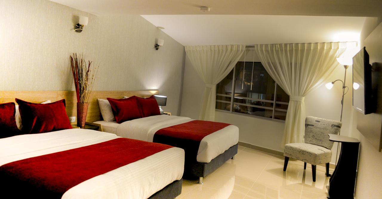 Hotel Lindsay 马尼萨莱斯 外观 照片