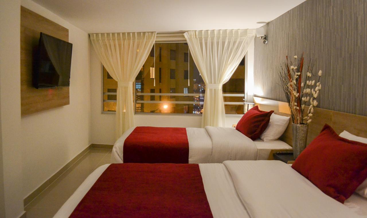 Hotel Lindsay 马尼萨莱斯 外观 照片
