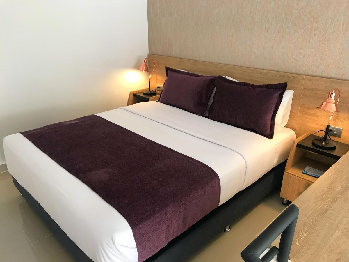 Hotel Lindsay 马尼萨莱斯 外观 照片
