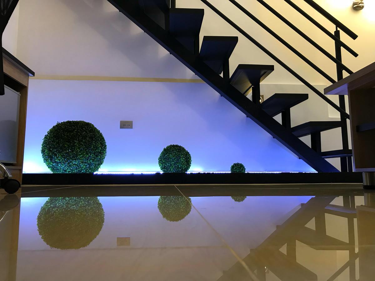 Hotel Lindsay 马尼萨莱斯 外观 照片
